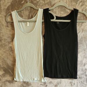 Studio Y Mint Green And Christian Siriano Tanks. Size Small